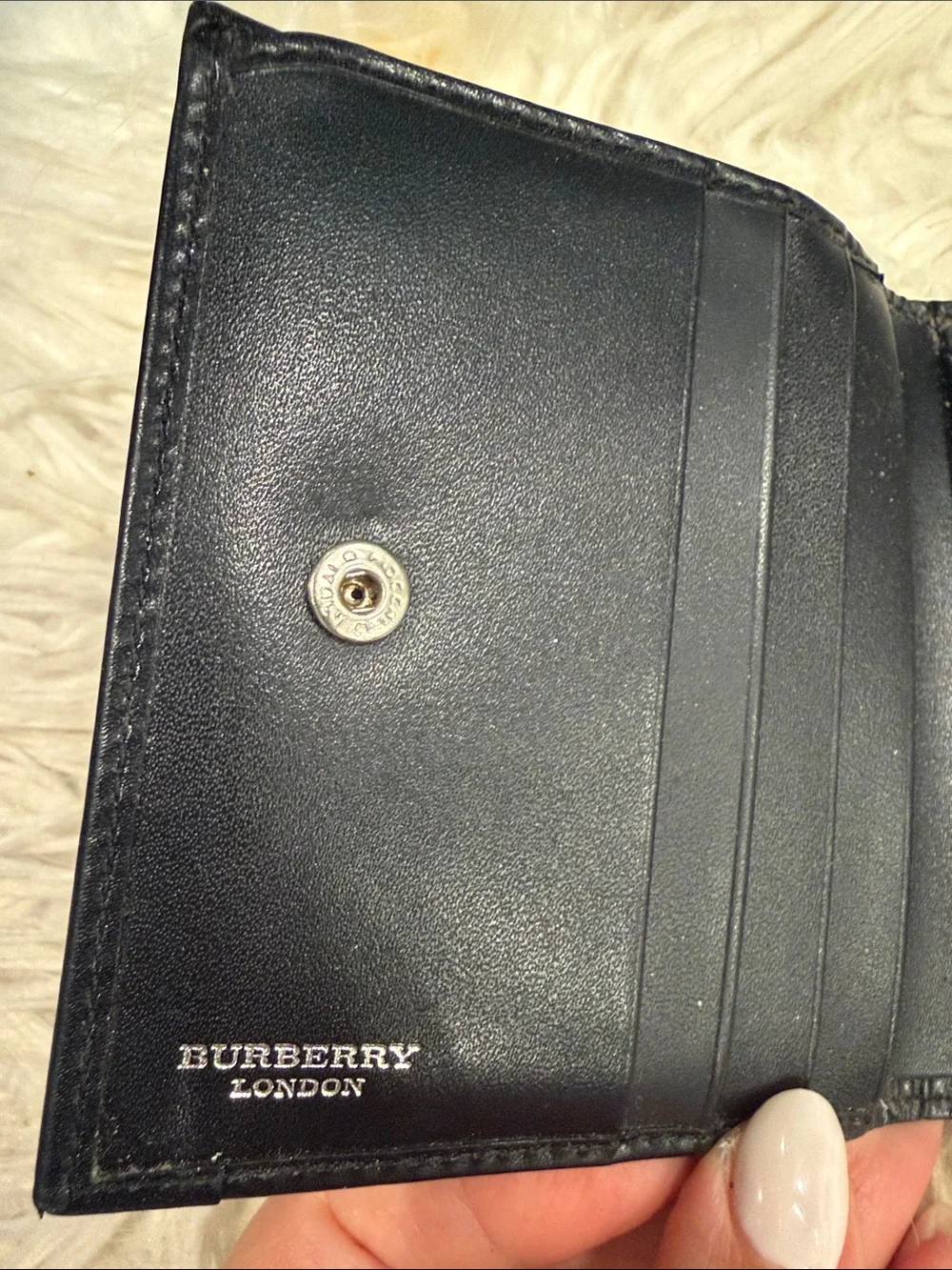 Burberry House Check Kiss-Lock Wallet